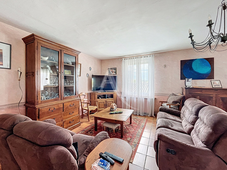 for sale Maison
Puy L Eveque
- Photo 5