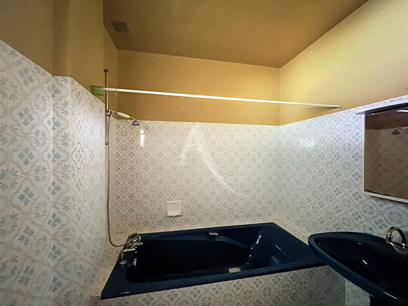 à vendre Maison
Frayssinet Le Gelat
- Photo 11