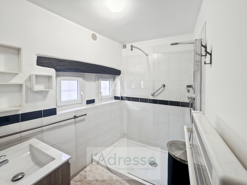 à vendre Maison
Puy L Eveque
- Photo 7