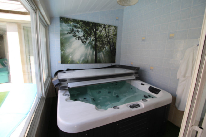for sale Maison
Saint Vincent Rive D Olt
- Photo 12