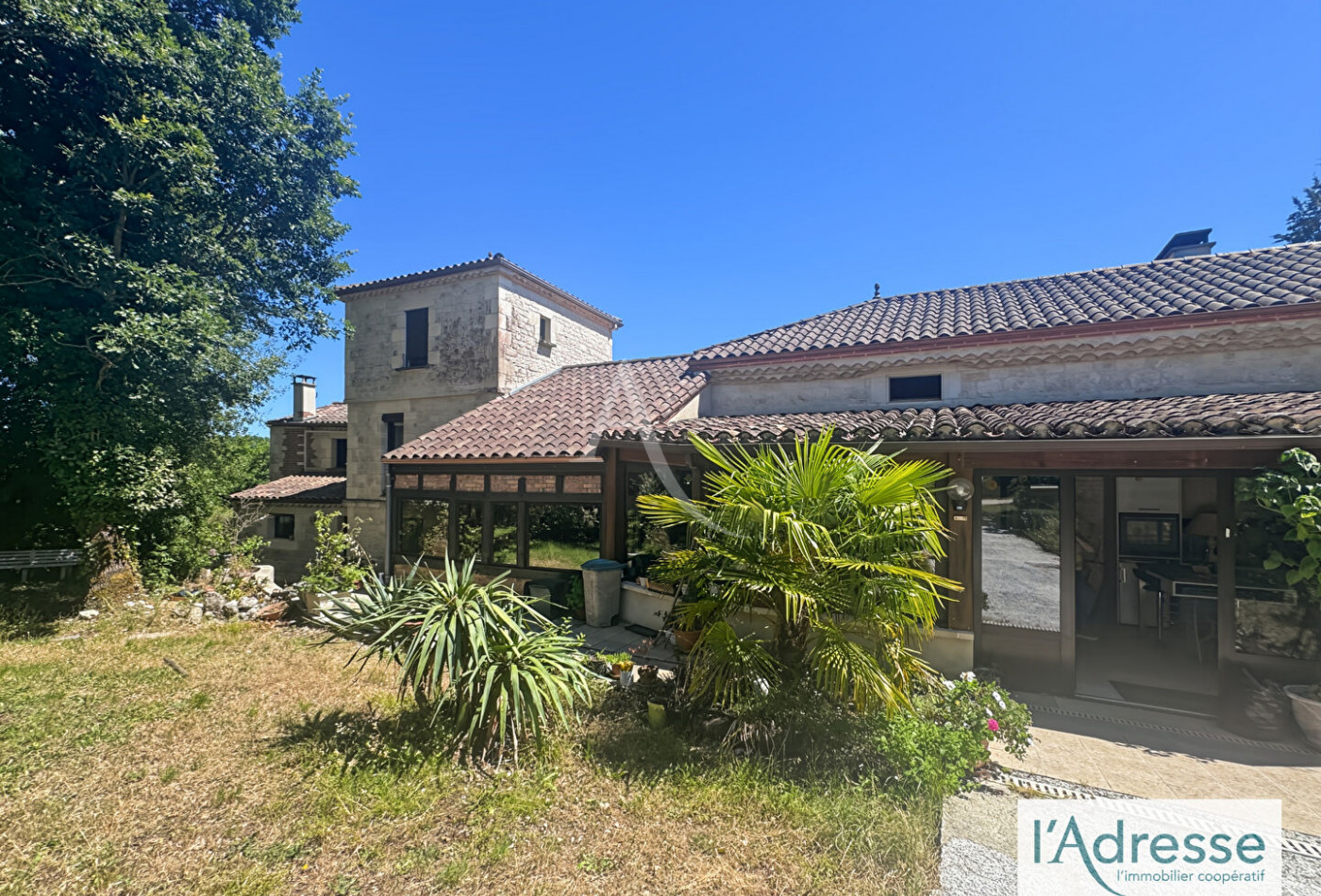 vente Maison
Montcuq En Quercy Blanc
- Photo 1