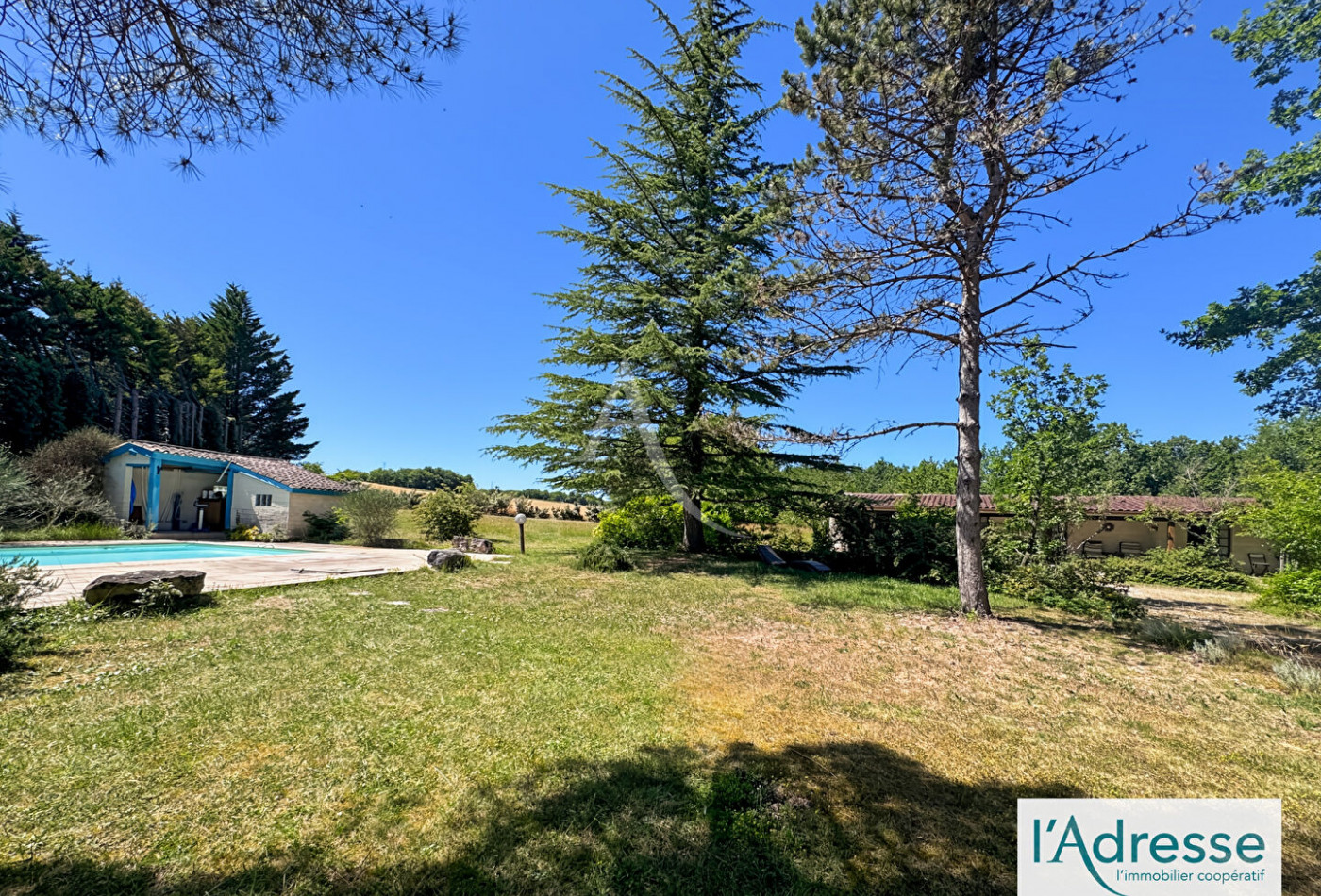 vente Maison
Montcuq En Quercy Blanc
- Photo 2