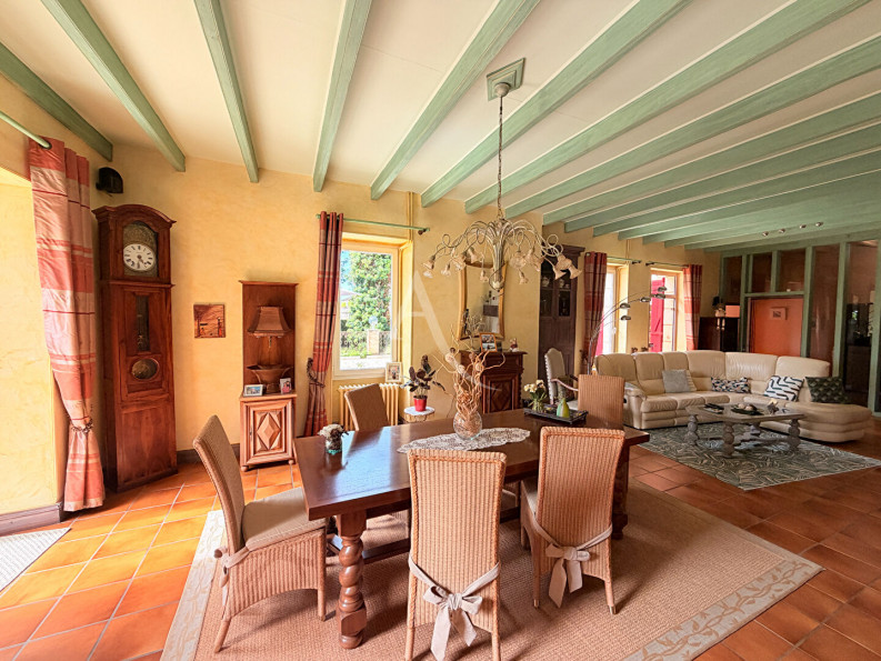 à vendre Maison
Parnac
- Photo 7