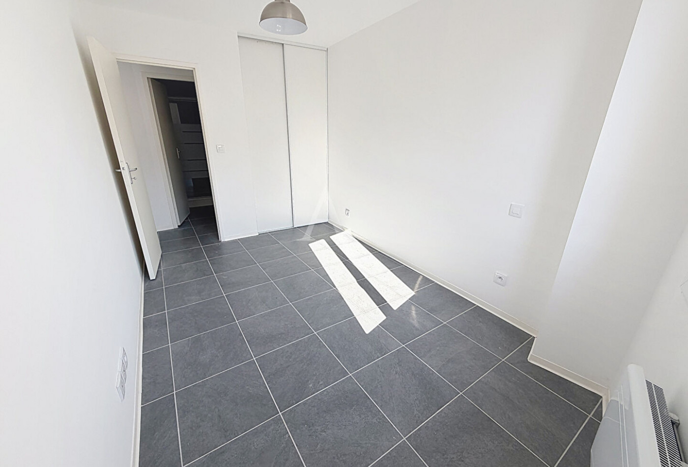 location Appartement
Prayssac
- Photo 4