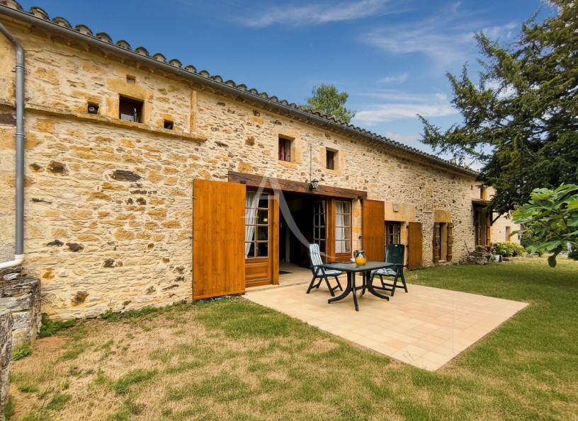 à vendre Maison
Frayssinet Le Gelat
- Photo 2