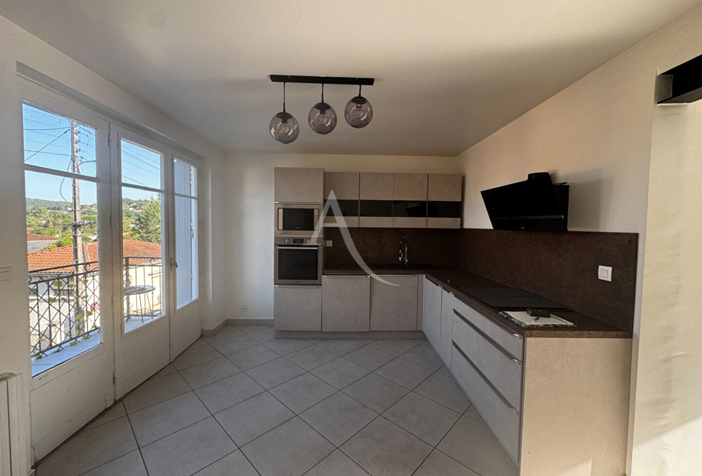 vente Maison
Puy L Eveque
- Photo 3