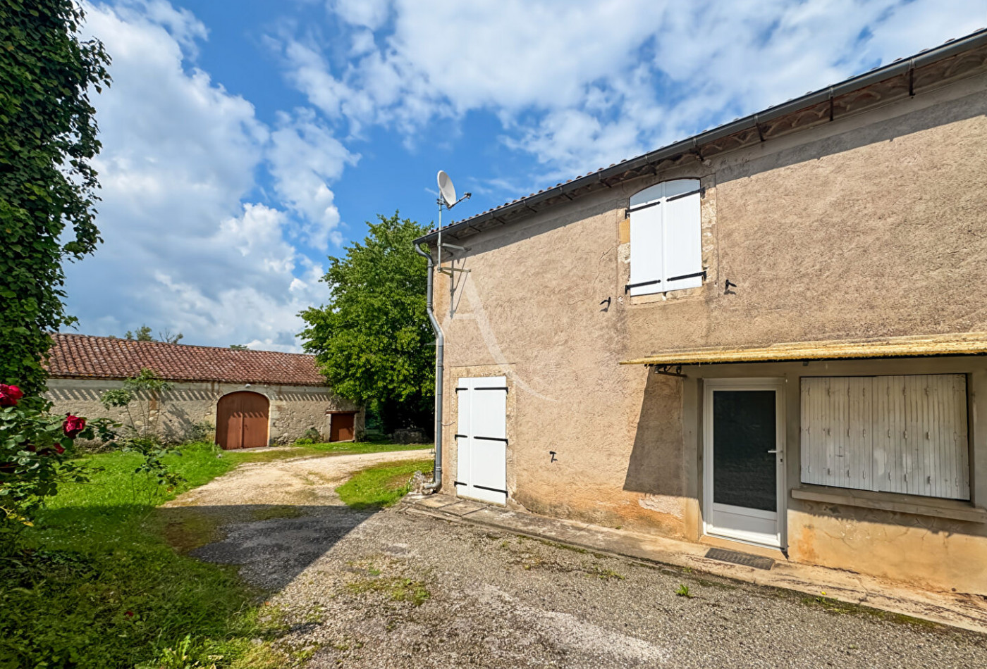 vente Maison
Vire Sur Lot
- Photo 3