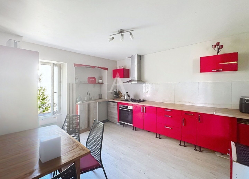 à vendre Maison
Vire Sur Lot
- Photo 4