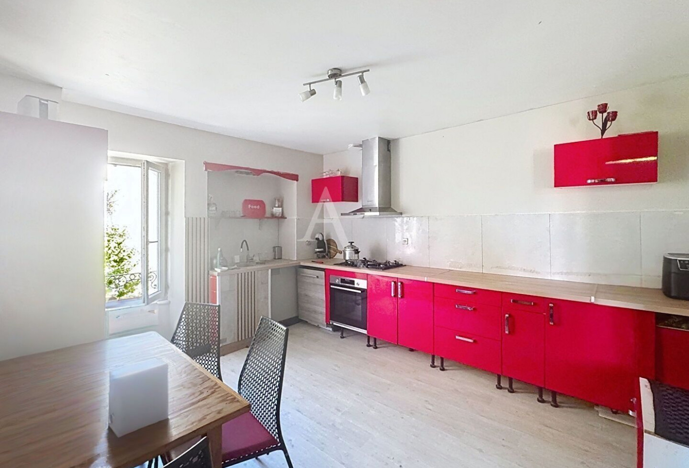 vente Maison
Vire Sur Lot
- Photo 4