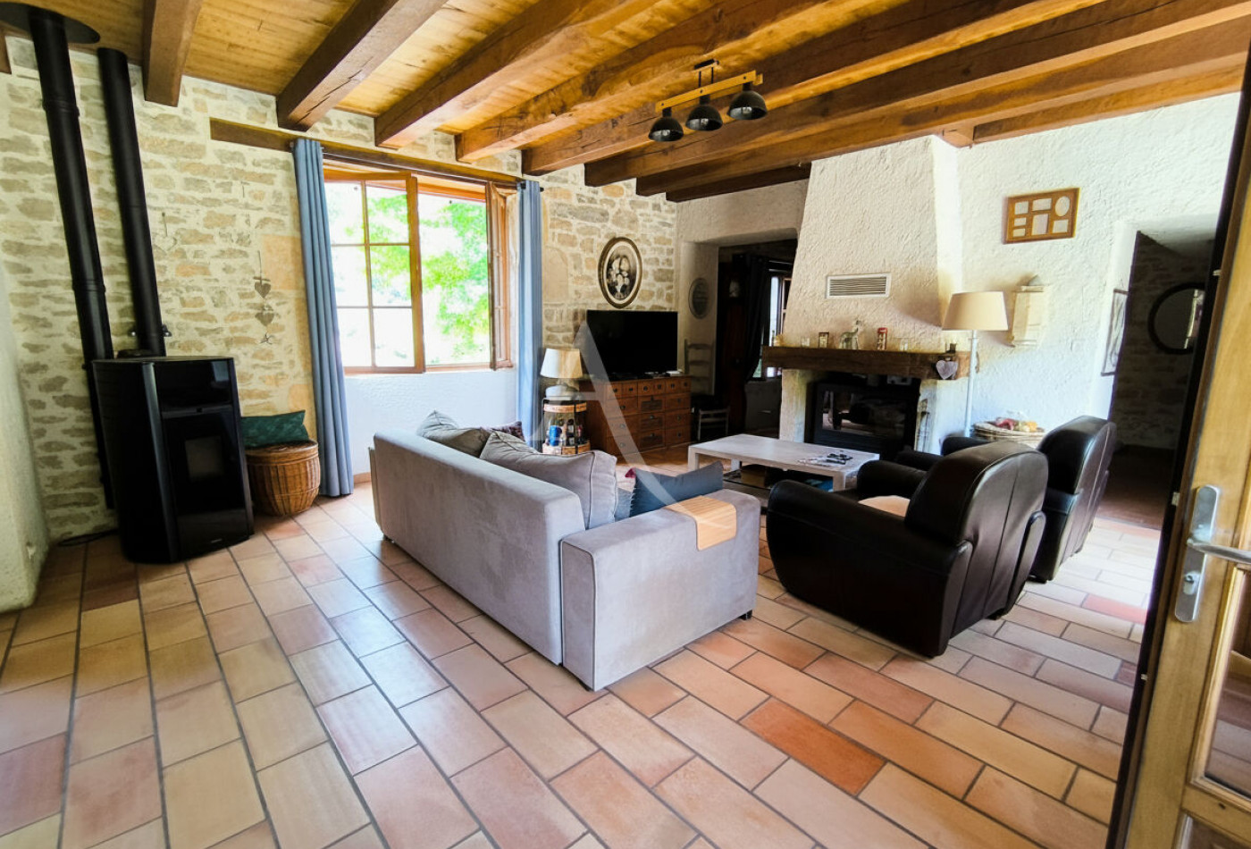 vente Maison
Les Junies
- Photo 8