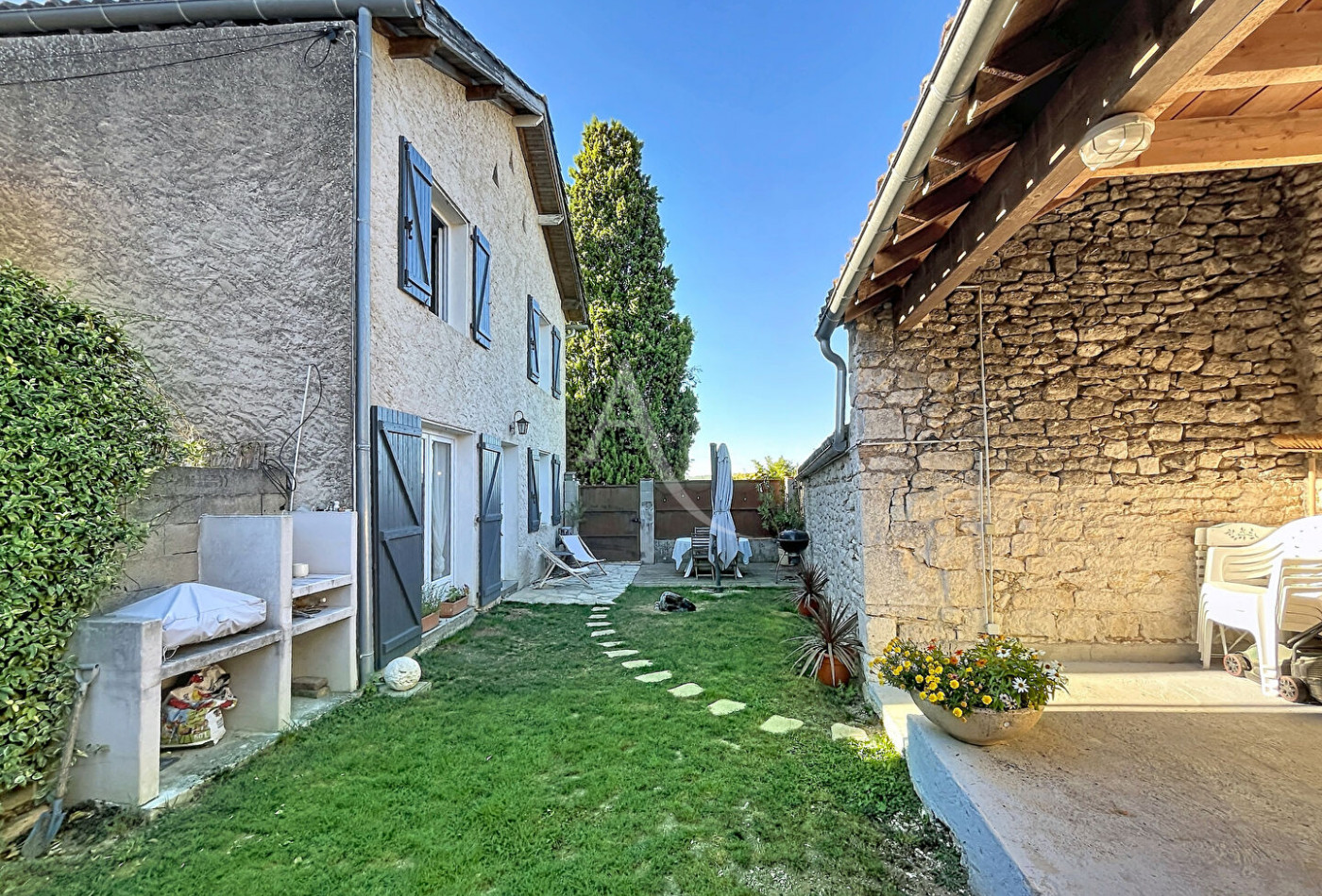 vente Maison
Montcuq
- Photo 1