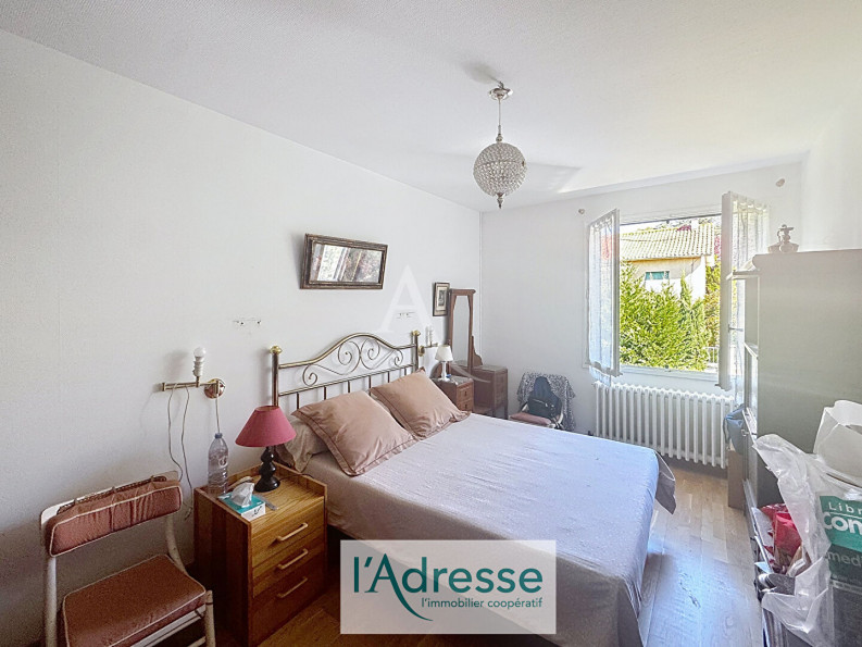 à vendre Maison
Puy L Eveque
- Photo 5