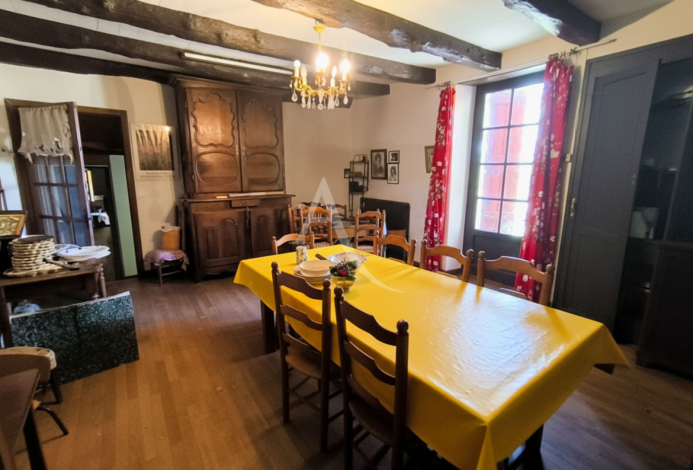 vente Maison
Frayssinet Le Gelat
- Photo 4