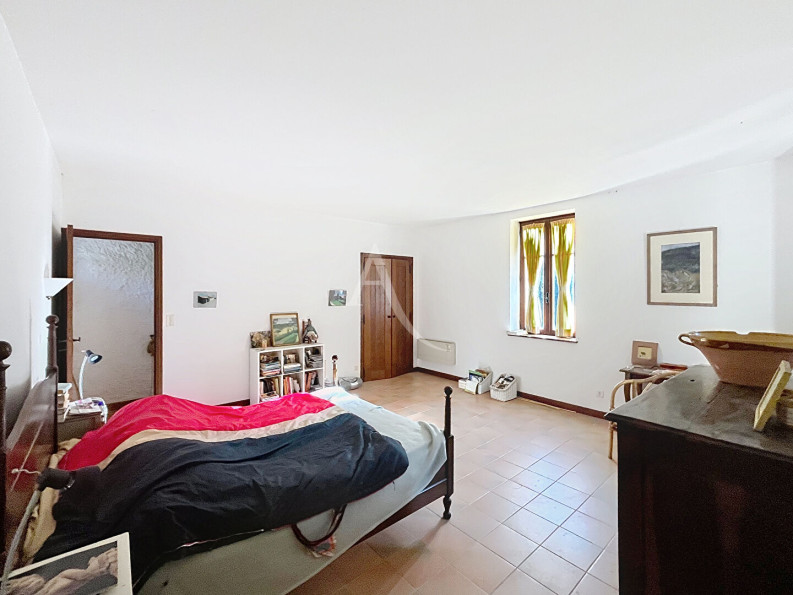 à vendre Maison
Puy L Eveque
- Photo 10