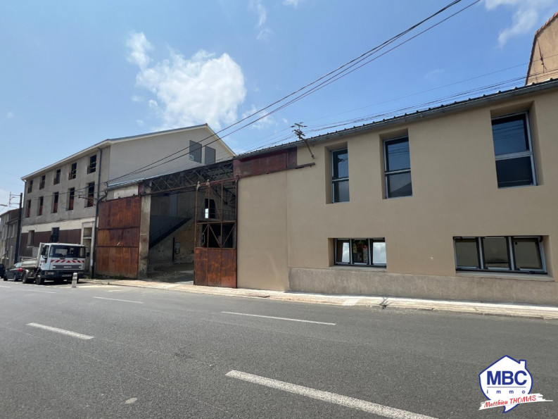 location Local commercial Beaupreau En Mauges - Photo 3