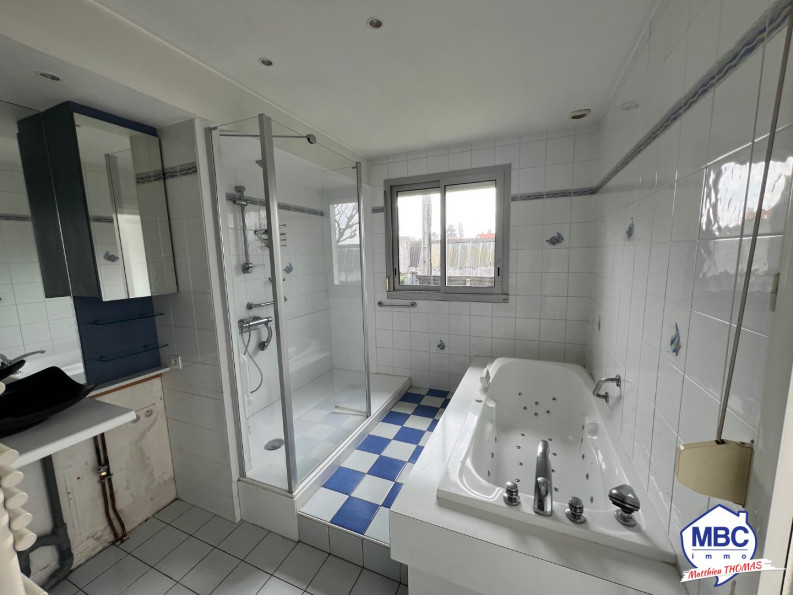 vente Maison Sevremoine - Photo 9