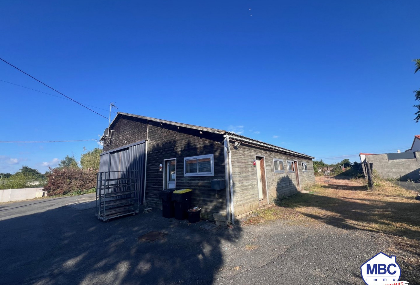 location Local commercial Beaupreau En Mauges - Photo 3