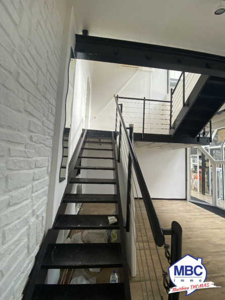 location Local commercial Cholet - Photo 3