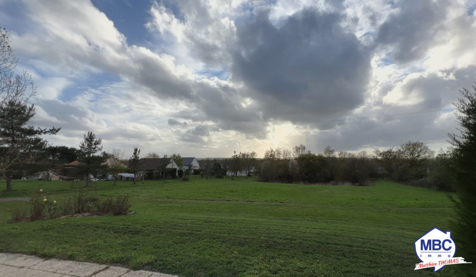 vente Terrain constructible Loireauxence - Photo 1
