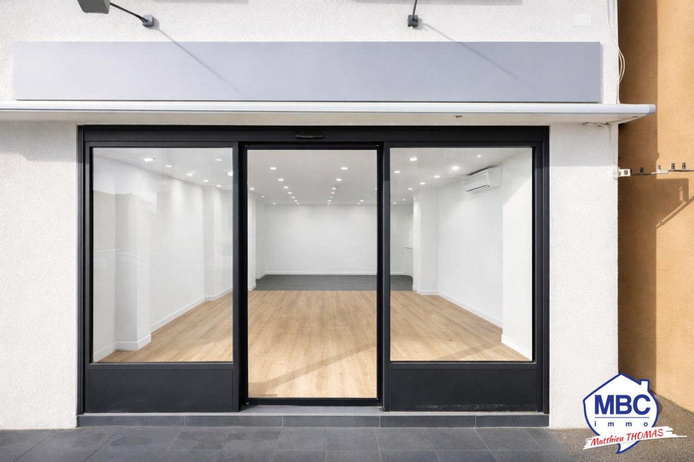 location Local commercial La Seguiniere - Photo 5