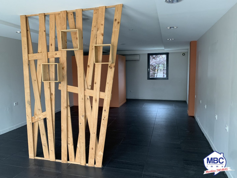 location Local commercial Montrevault Sur Evre - Photo 2