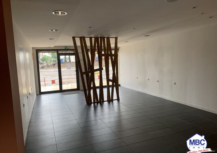 location Local commercial Montrevault Sur Evre