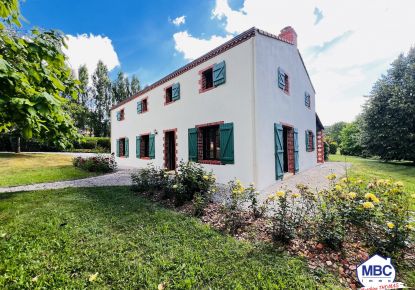 vente Villa Vallet