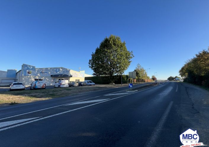 location Local commercial Beaupreau En Mauges