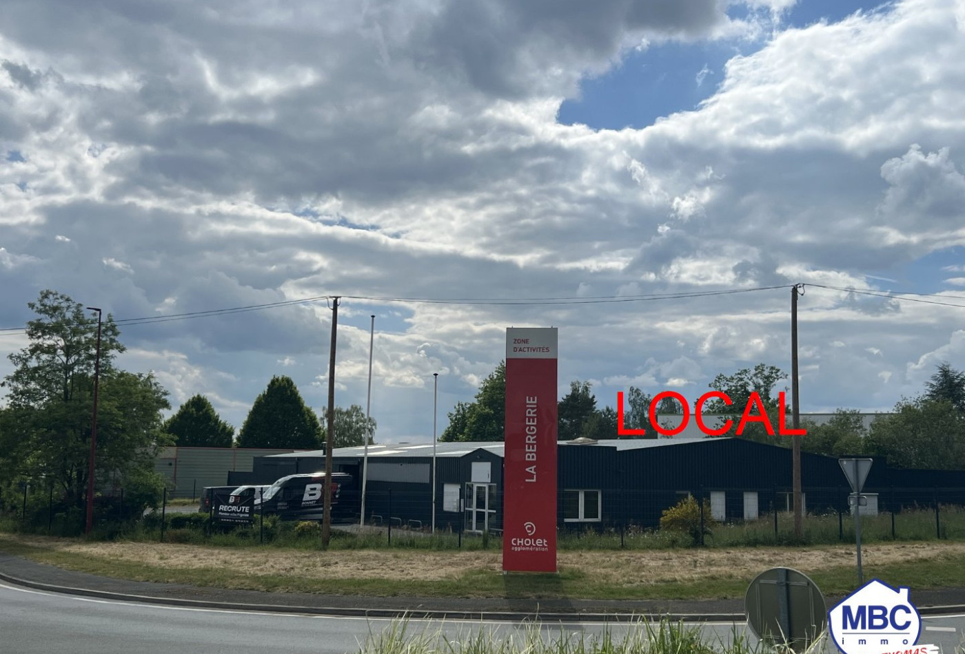 location Local commercial La Seguiniere - Photo 1