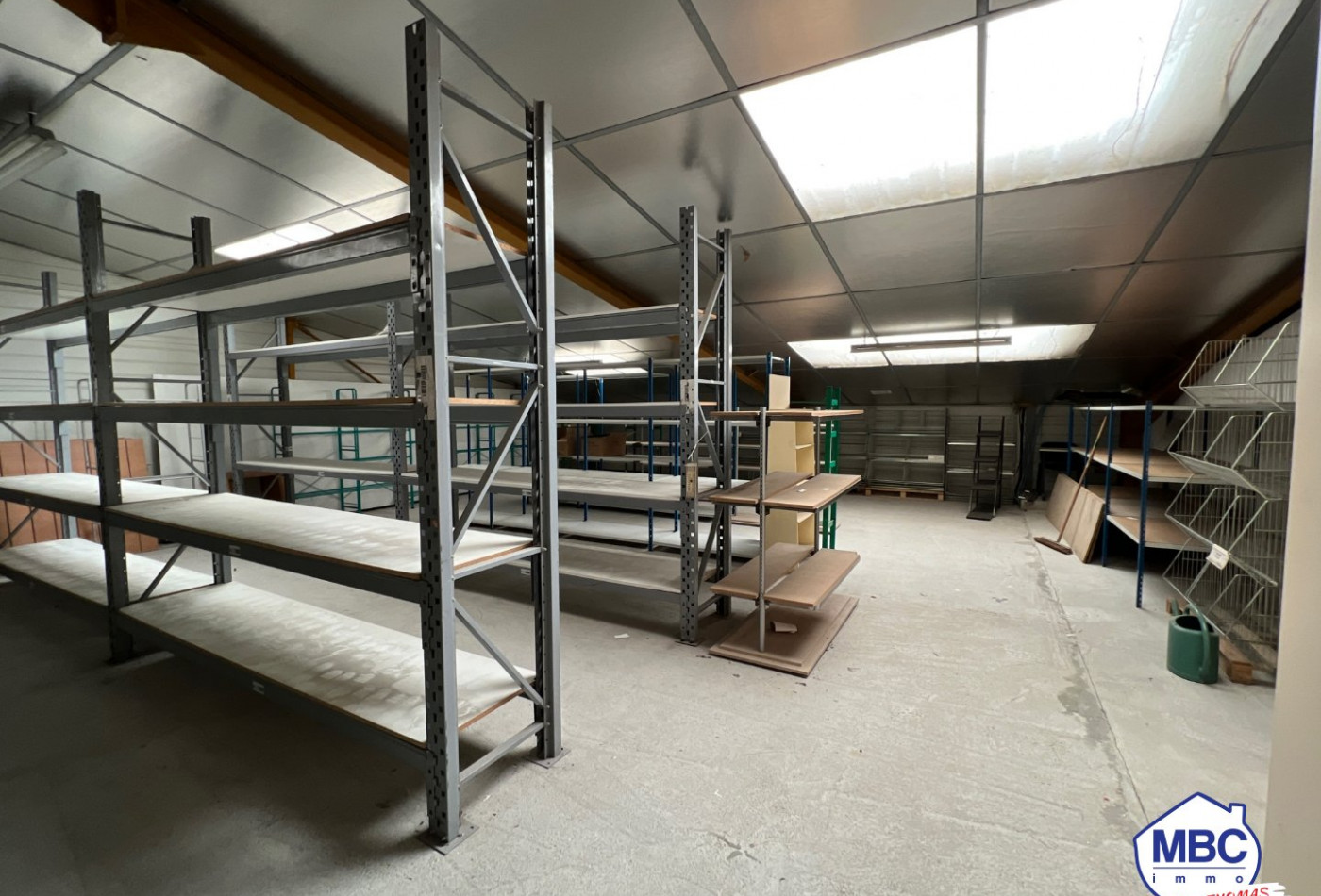 location Ateliers et bureaux Beaupreau - Photo 3