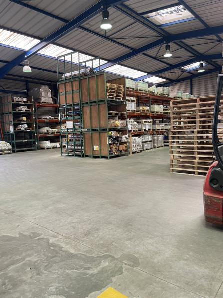 location Locaux d'activité La Seguiniere - Photo 6