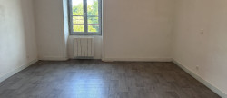 location Appartement Montfaucon