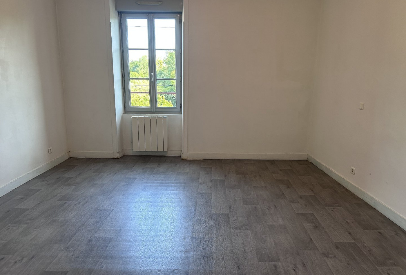 location Appartement Montfaucon - Photo 5