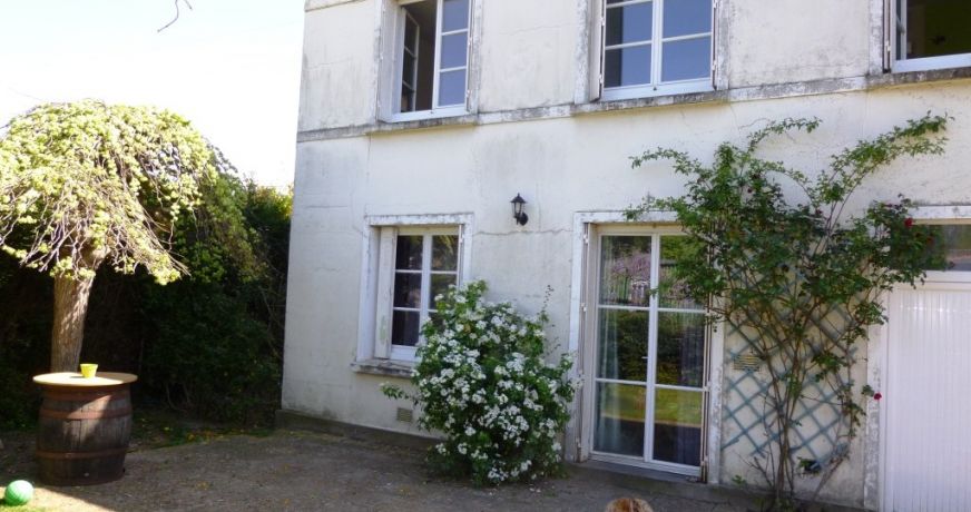 location Maison Villeveque