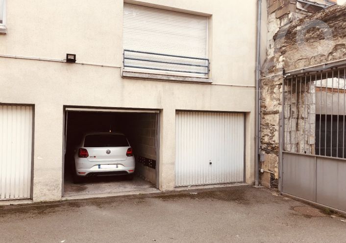 à louer Garage Angers