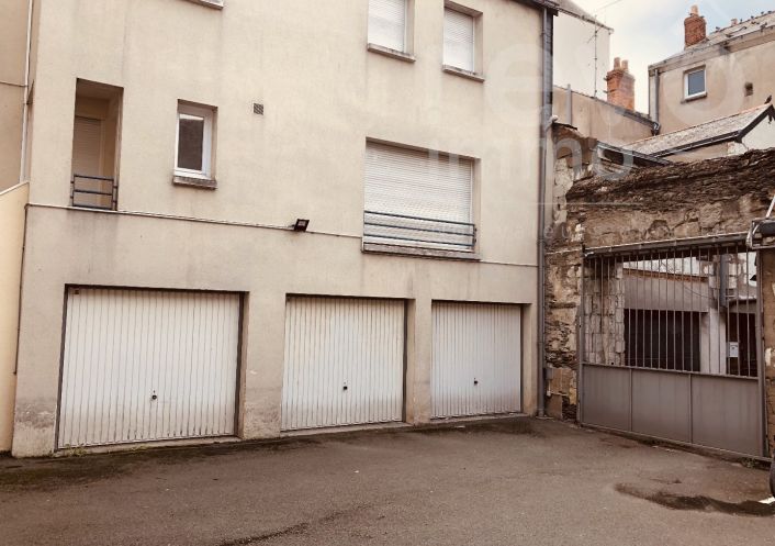 à louer Garage Angers