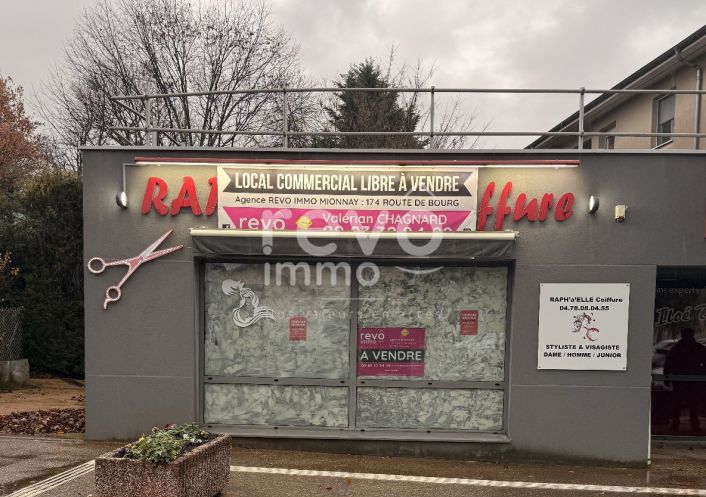 à vendre Local commercial Mionnay