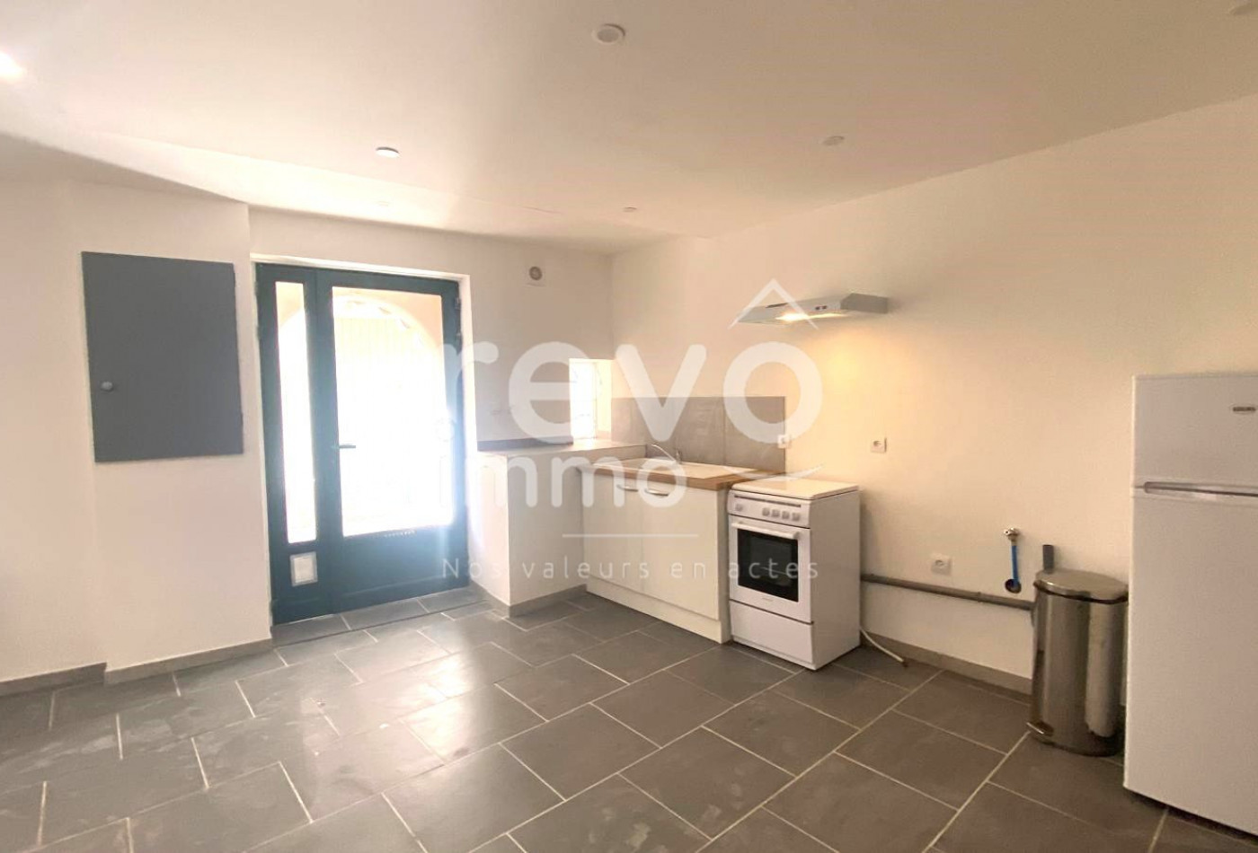 vente Studio Le Pouget - Photo 7