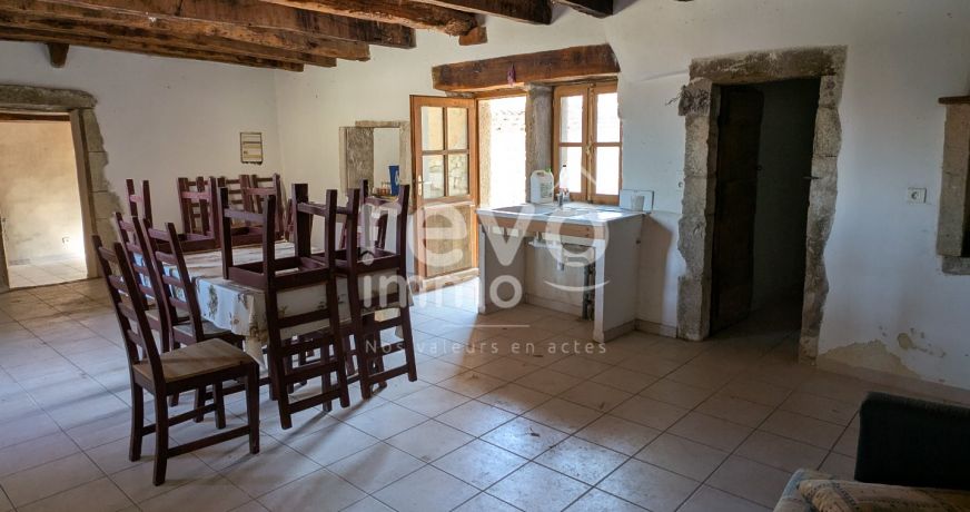 vente Maison à rénover Roche Saint Secret Beconne