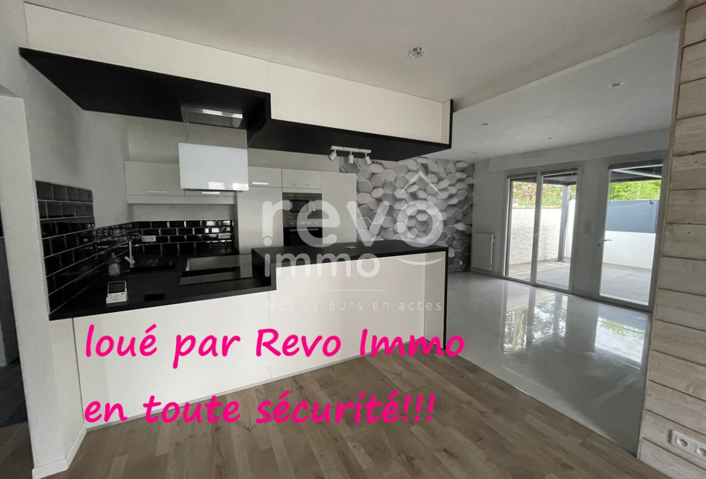 location Maison L'herbergement - Photo 1