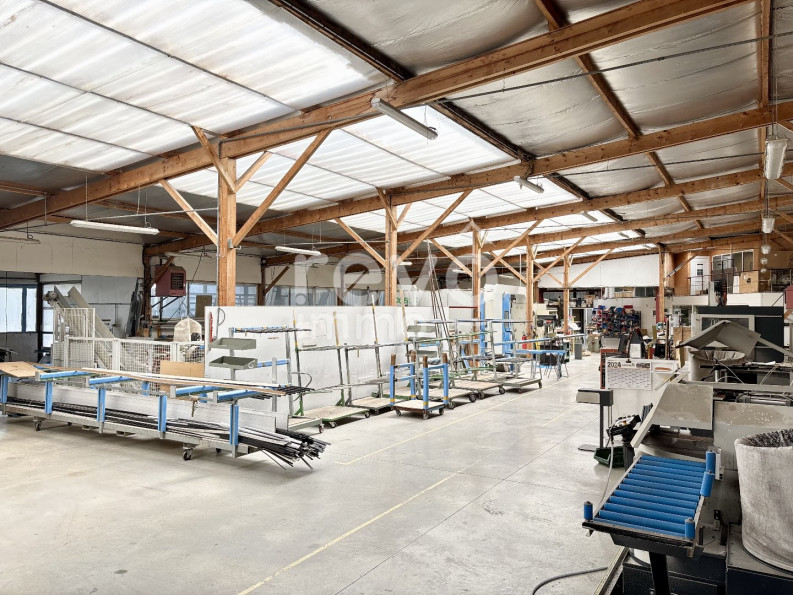 vente Local artisanal Fontenay Le Comte - Photo 9