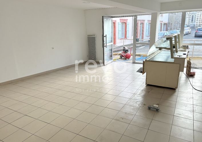 à louer Local commercial Chanzeaux