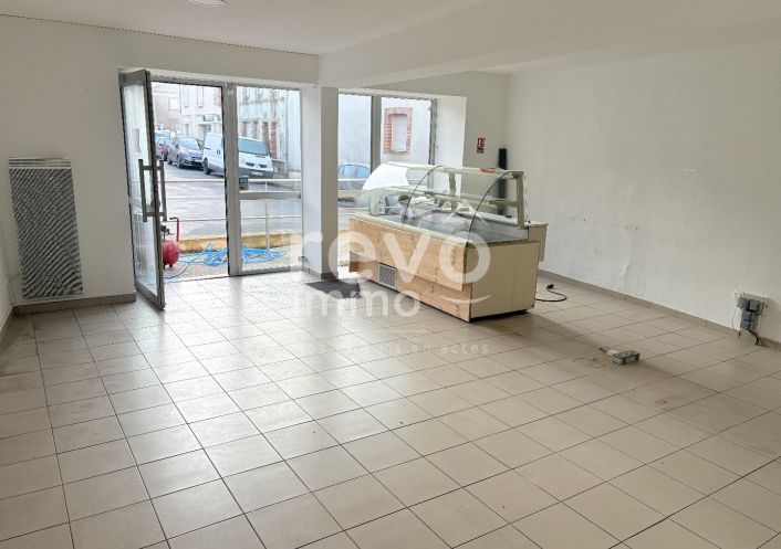 à louer Local commercial Chanzeaux