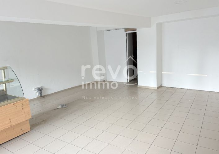 à louer Local commercial Chanzeaux