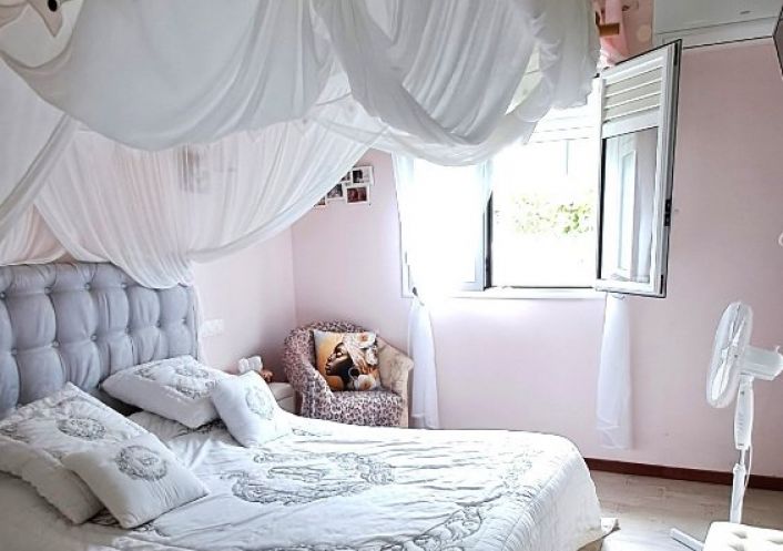 à vendre Propriété Sainte Rose