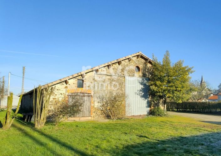 à vendre Grange MontrÉverd