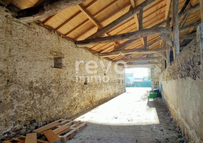 à vendre Grange MontrÉverd