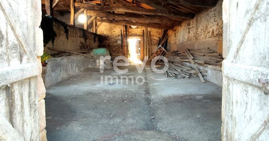 vente Grange MontrÉverd