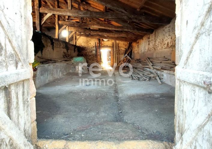 à vendre Grange MontrÉverd