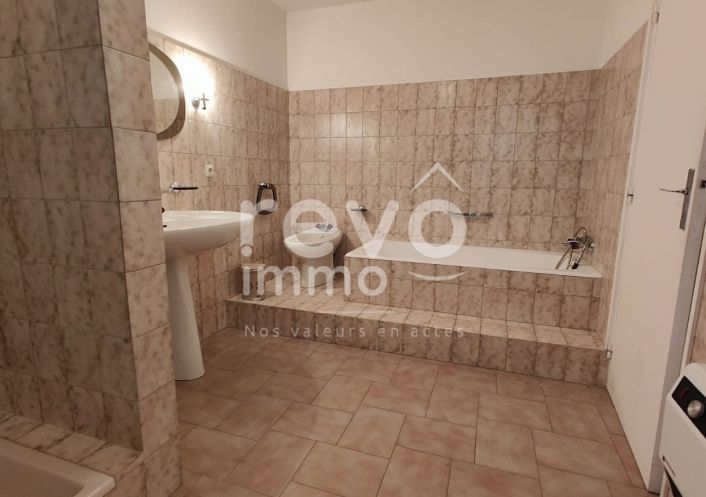 à vendre Maison à rénover Camaret Sur Aigues